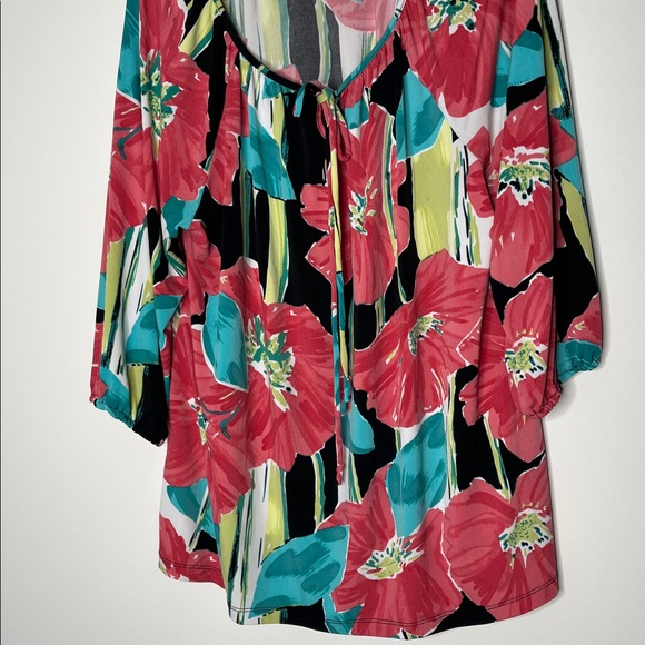 JM Collection Multicolor Floral Blouse - Picture 3 of 6
